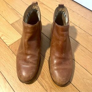 LL Bean leather short boots sz 10